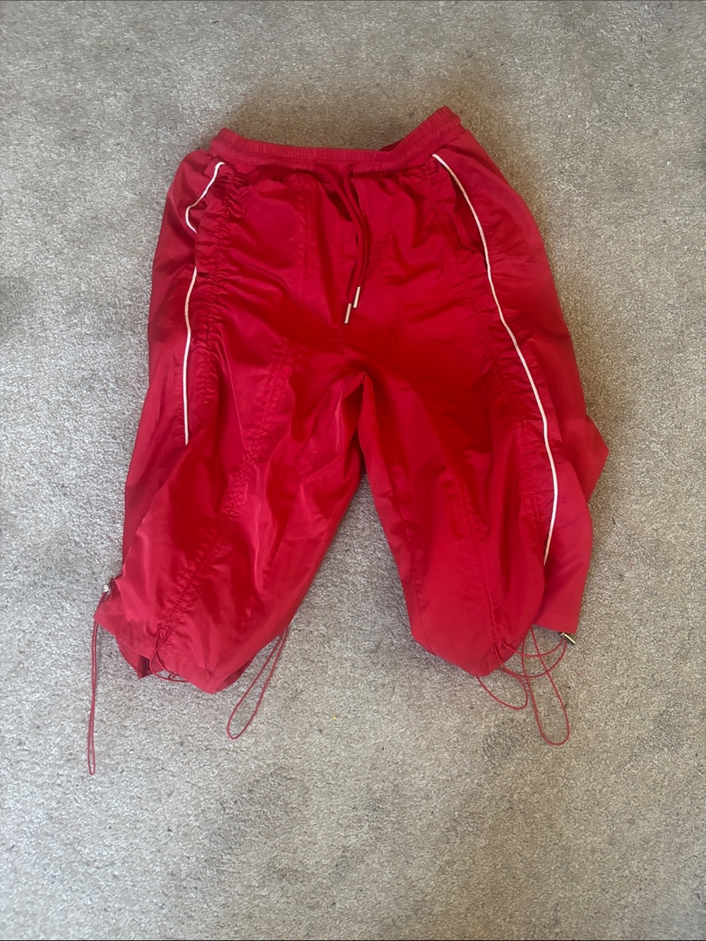 Fashion Nova Red Capris with Drawstring & Piping
